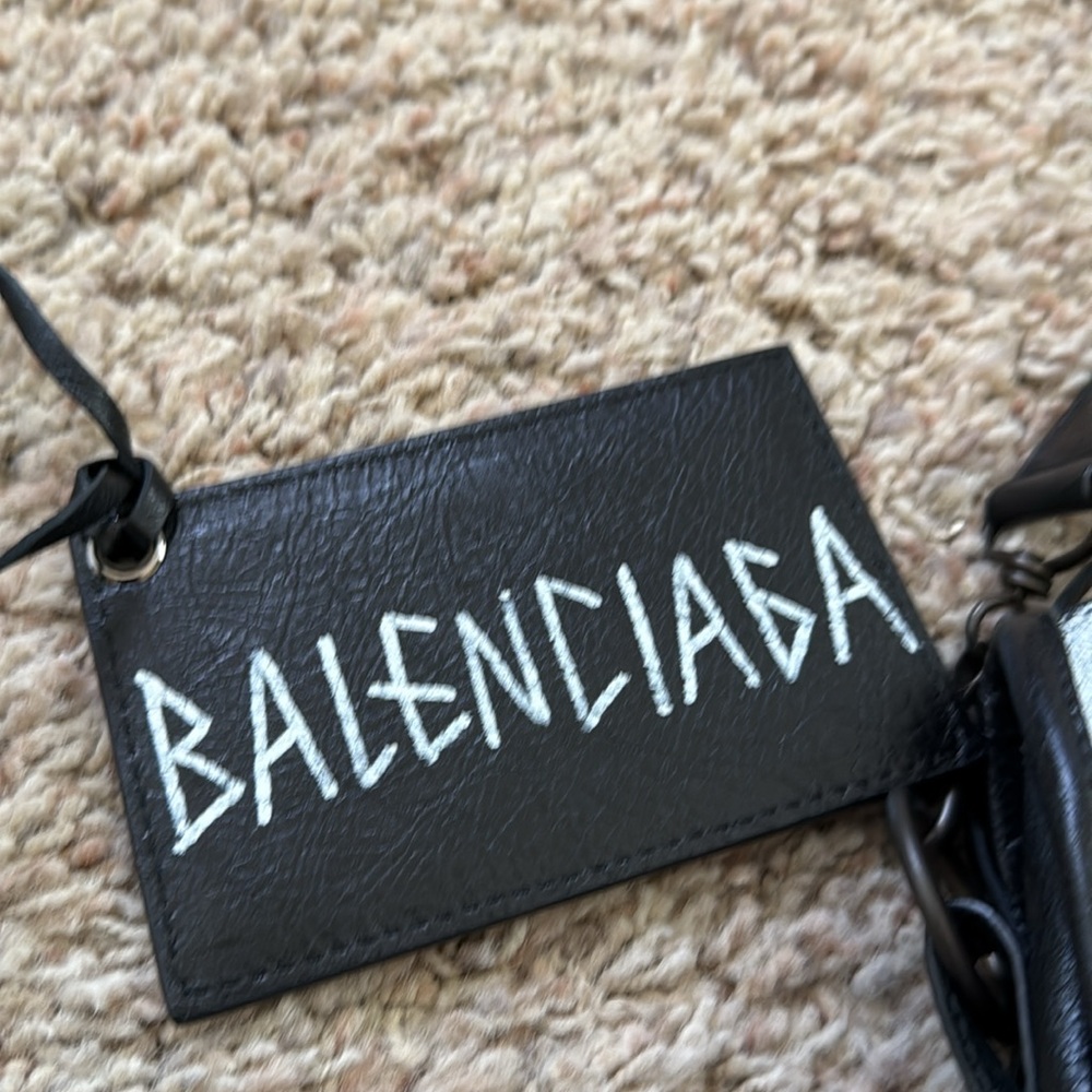 Balenciaga Graffiti Large City Purse vintage black and white. - Picture 12 of 13
